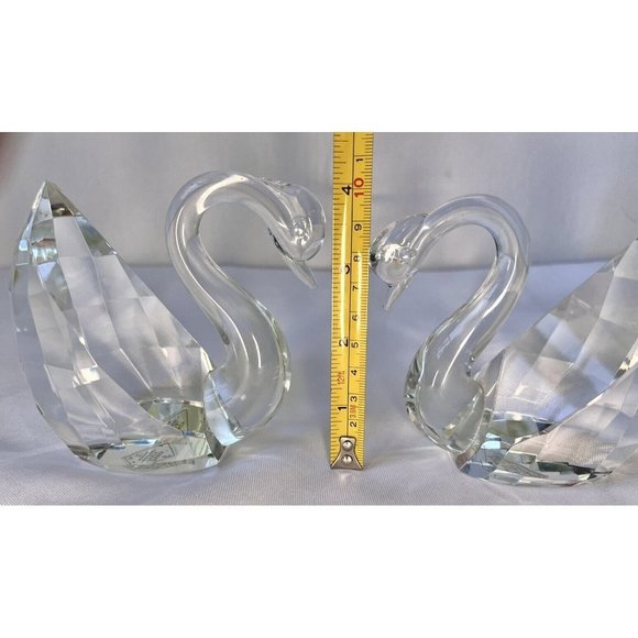 Shannon Irish Handmade Crystal Swan Paperweights Set Of Two - Picture 2 of 5